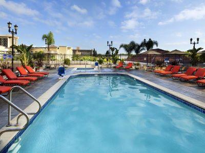 Hotel Doubletree Guest Centro De Convenciones 3*