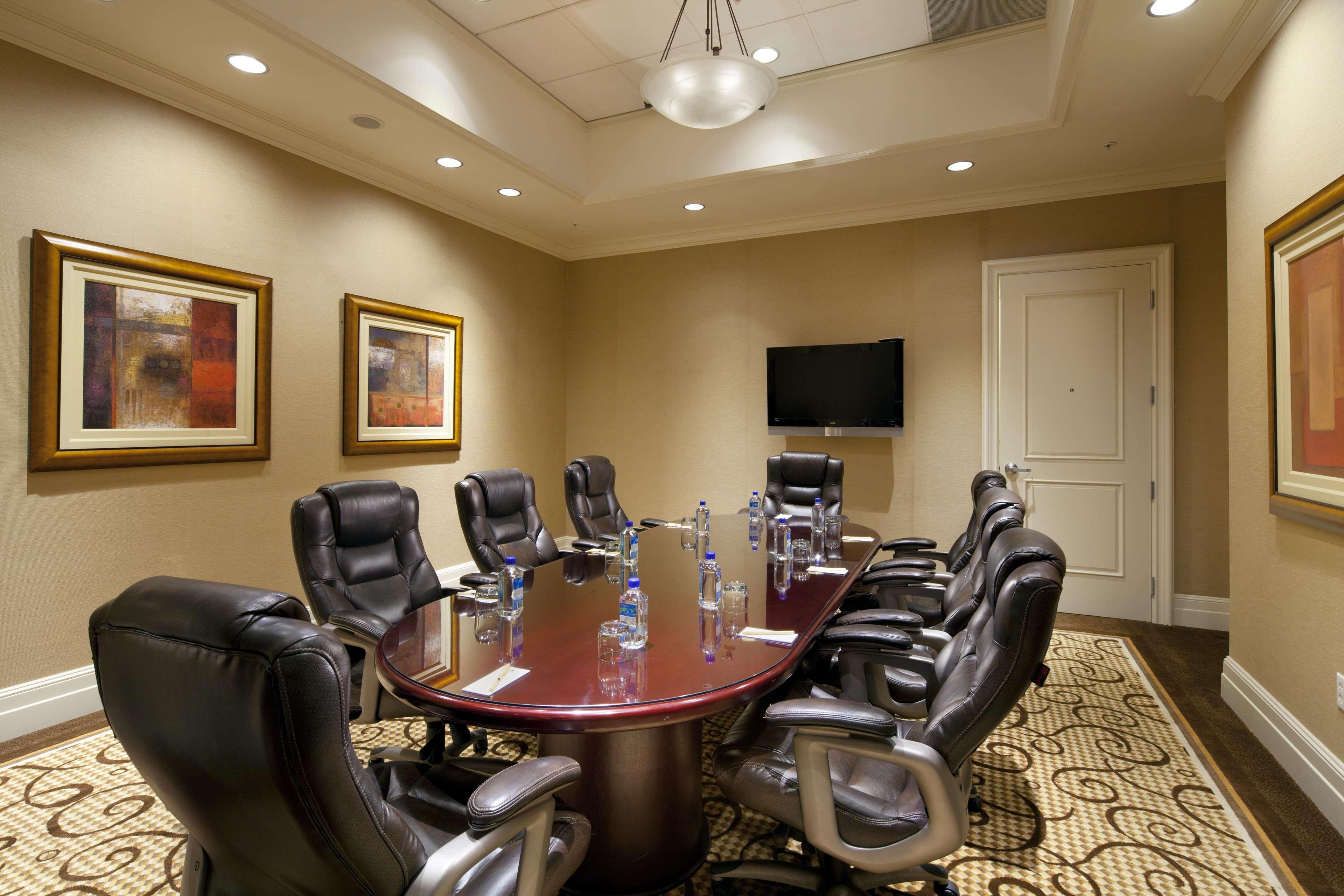 Hotel Doubletree Guest Centro De Convenciones 3*
