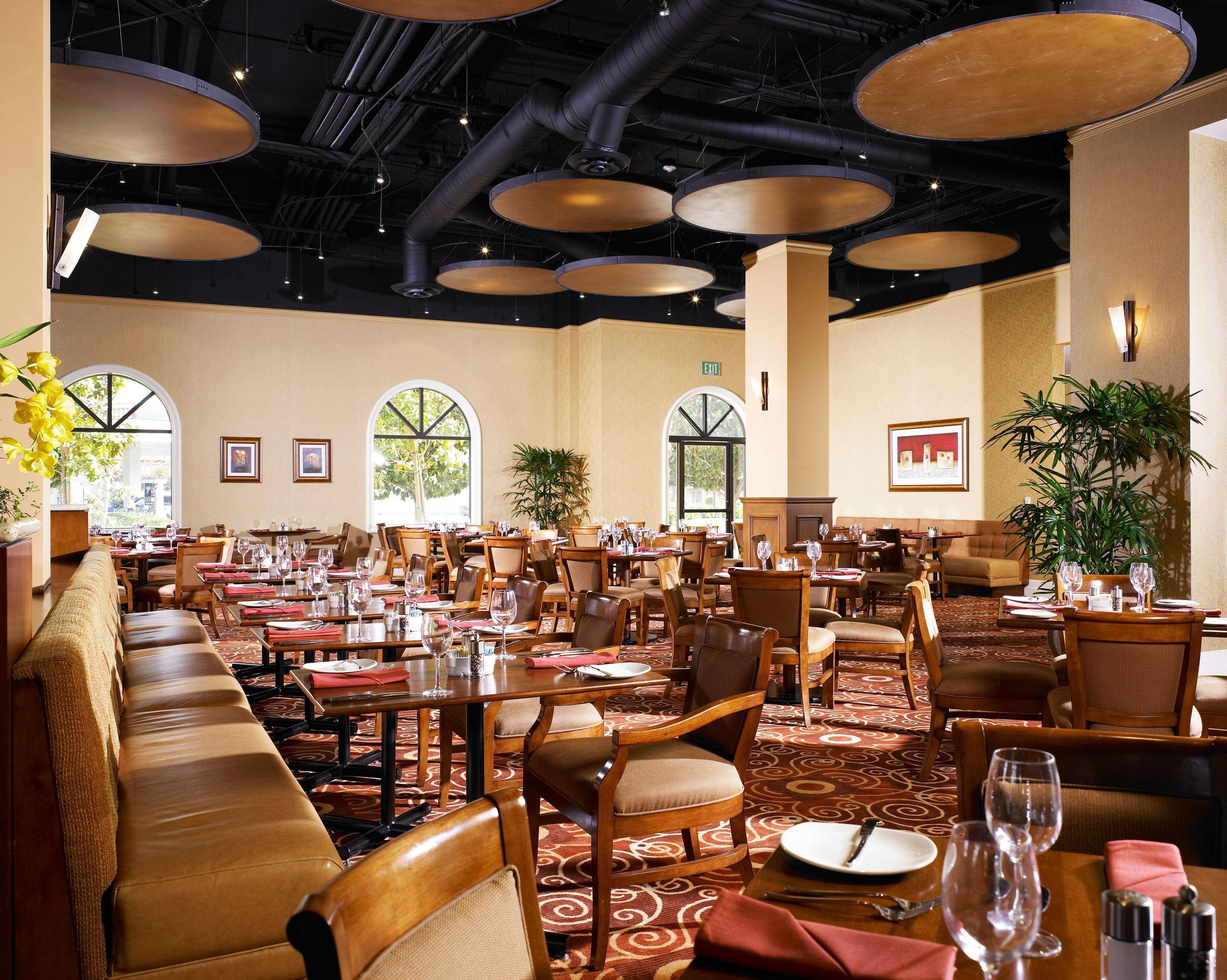 Hotel Doubletree Guest Centro De Convenciones Anaheim