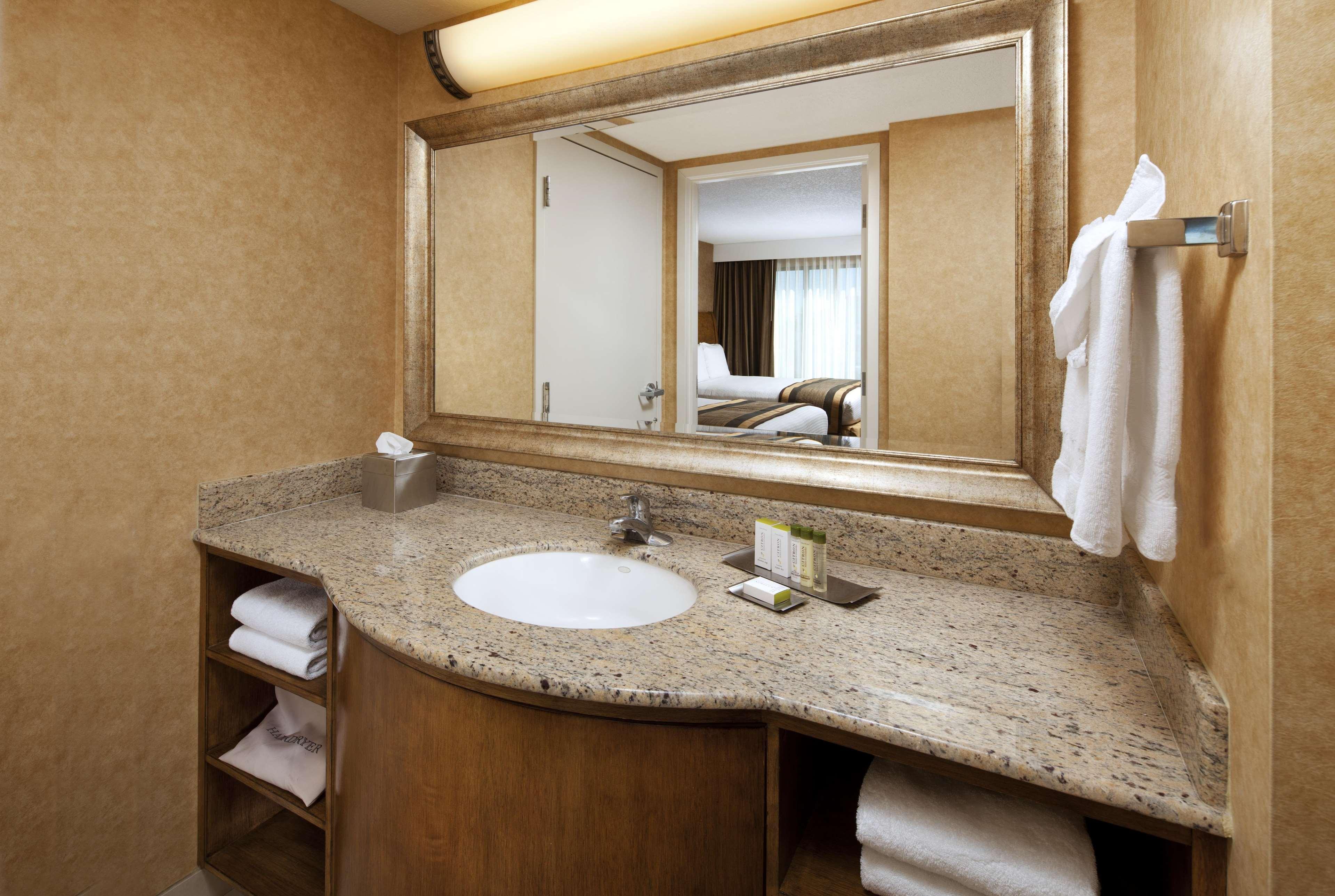 Doubletree Guest Centro De Convenciones Hotel