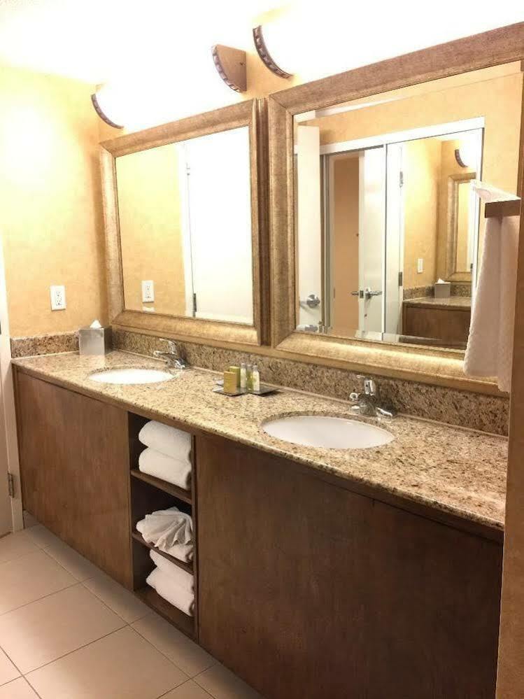 Hotel Doubletree Guest Centro De Convenciones Anaheim